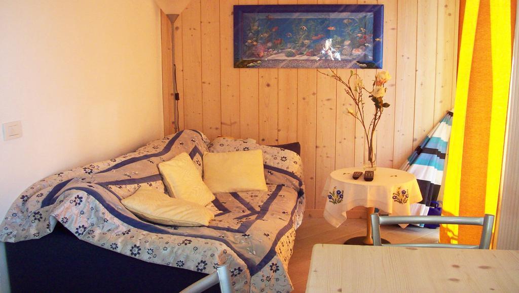 Apartamento Casa Delle Camelie Sorico Exterior foto