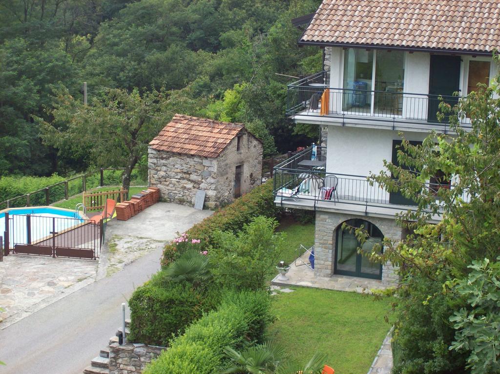 Apartamento Casa Delle Camelie Sorico Exterior foto