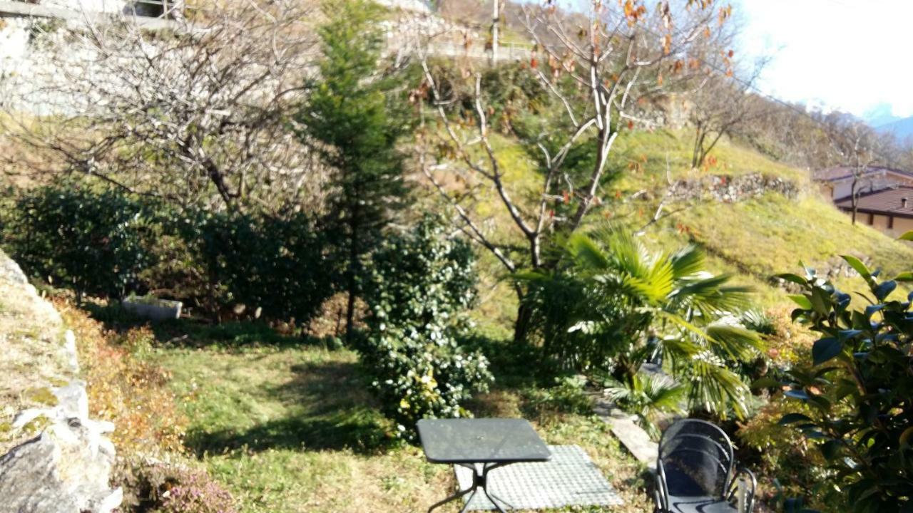 Apartamento Casa Delle Camelie Sorico Exterior foto